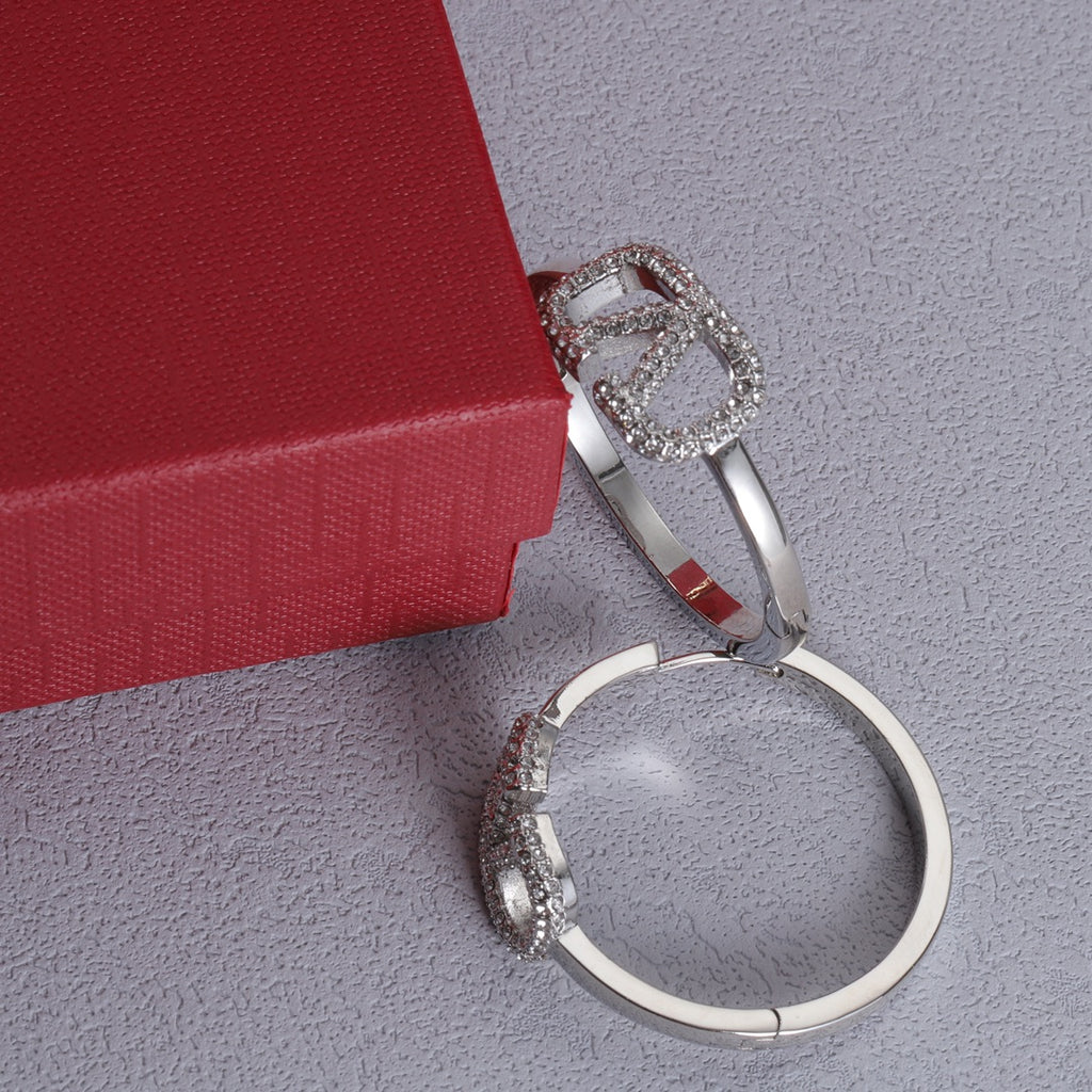 X1Z54VL349E Popular  Earrings