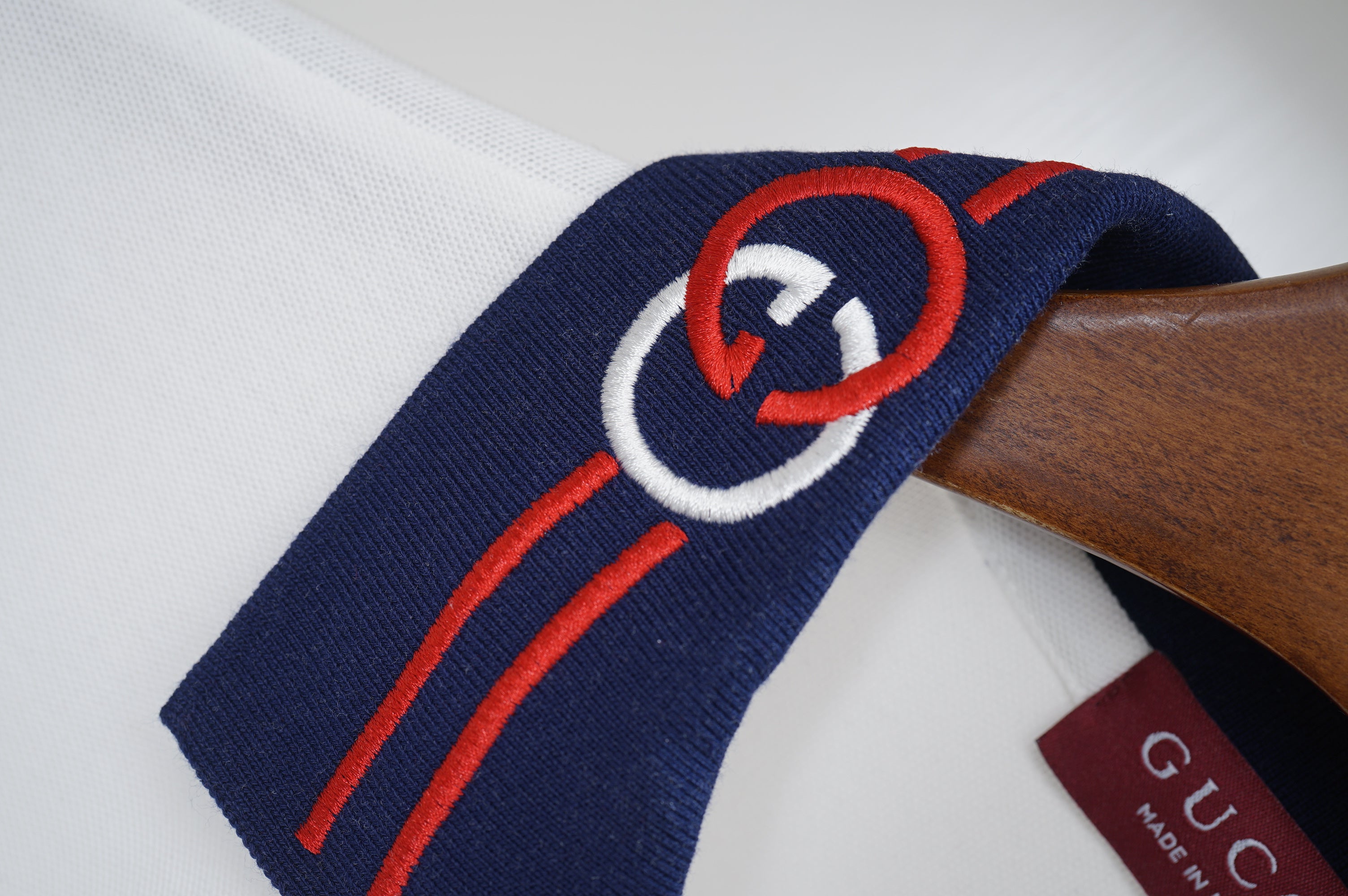 U1P36B74 Popular T-shirts