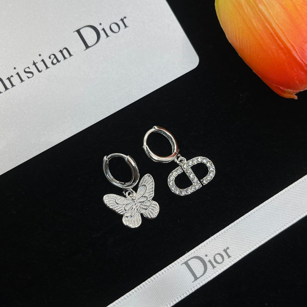 X1Z94D1062E Popular Earrings