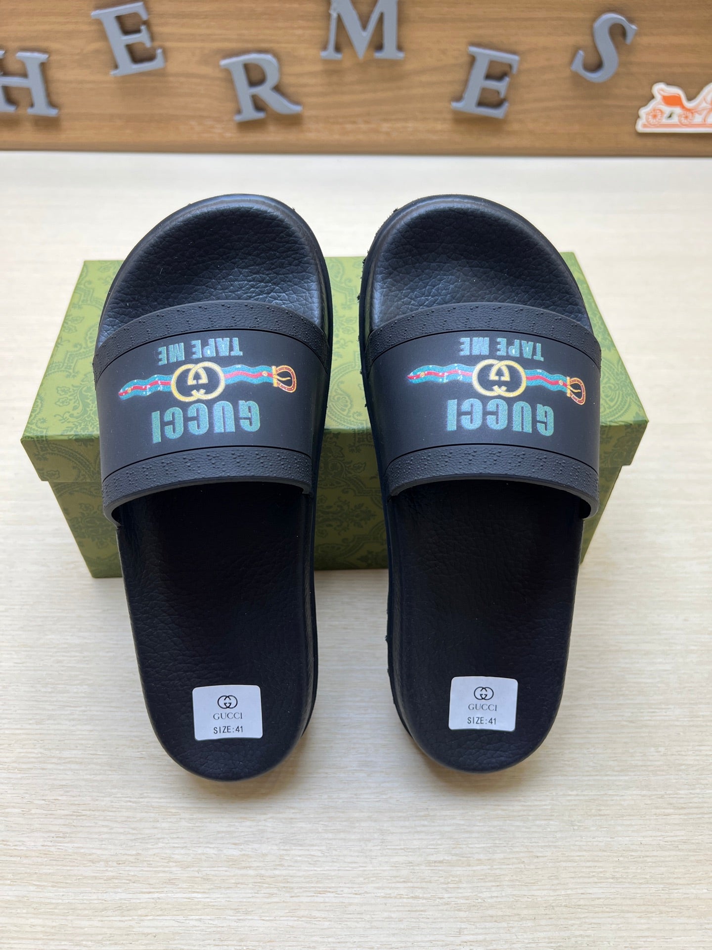 Z5R66B28 Popular Slippers
