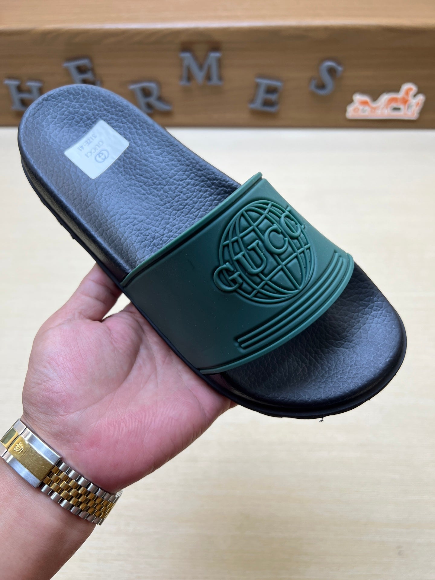 Z5R66B23 Popular  Slippers