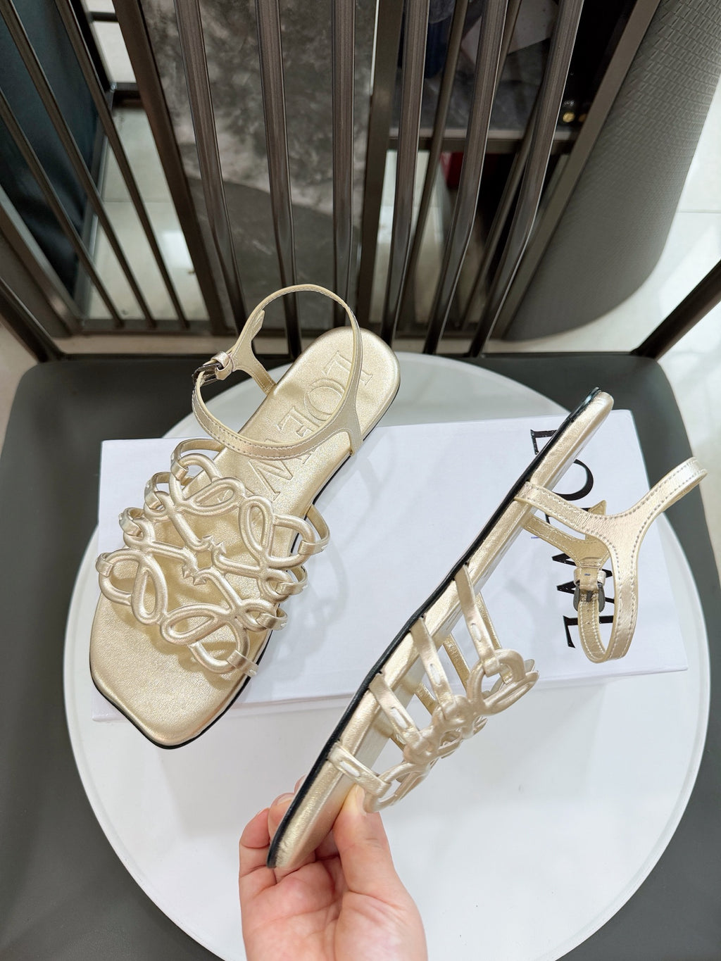 Z2R76A11 Popular high-quality  leather shoes