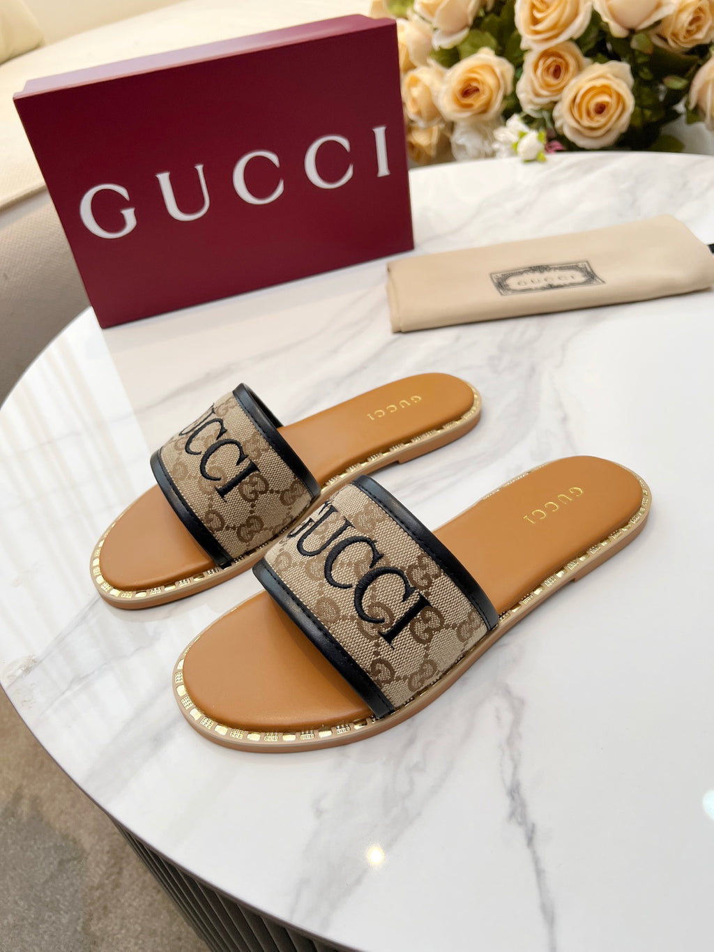 Z2Q55B29 Popular high-quality  Shoes