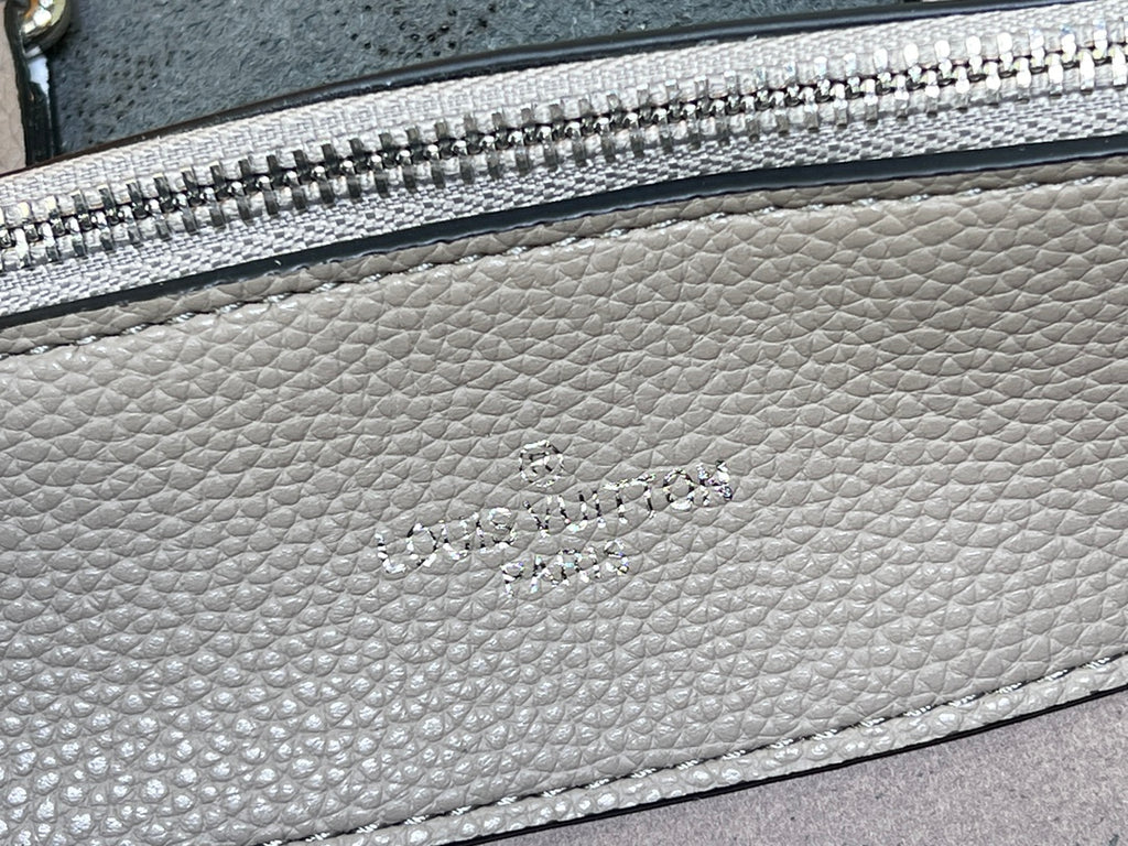 B1X15E13 Popular  leather bag)