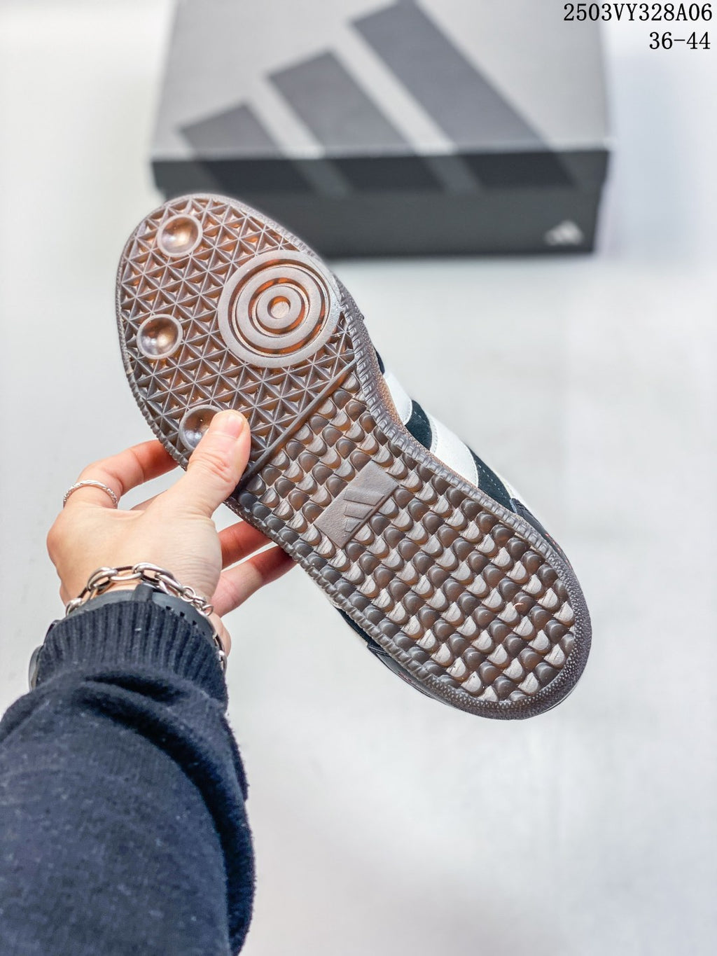 Z4Z35A66 Popular shoes (No box)