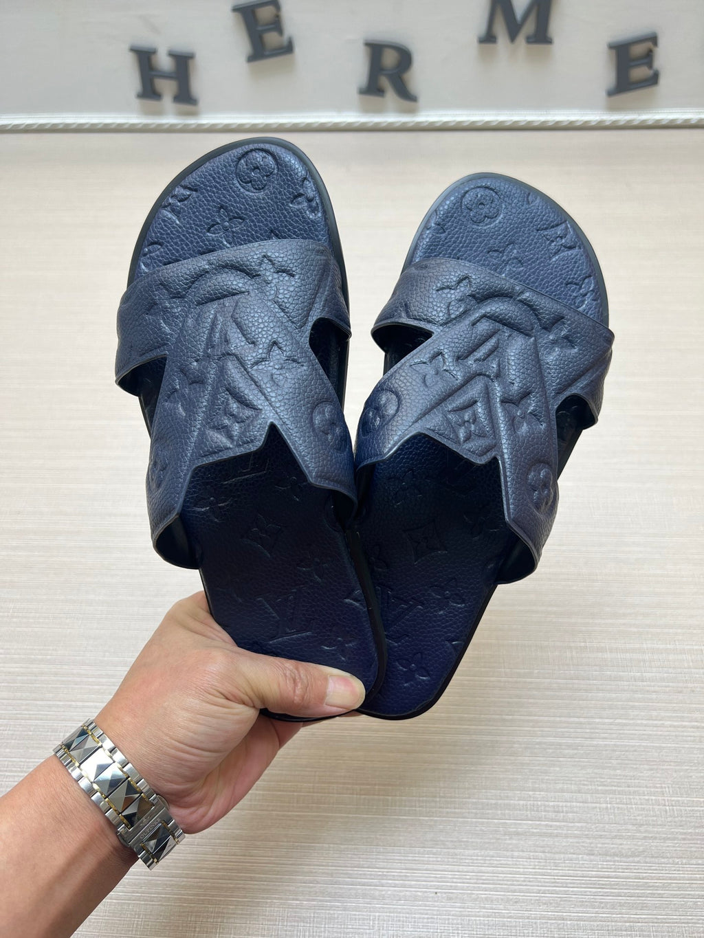 Z5ZE34 Popular slippers
