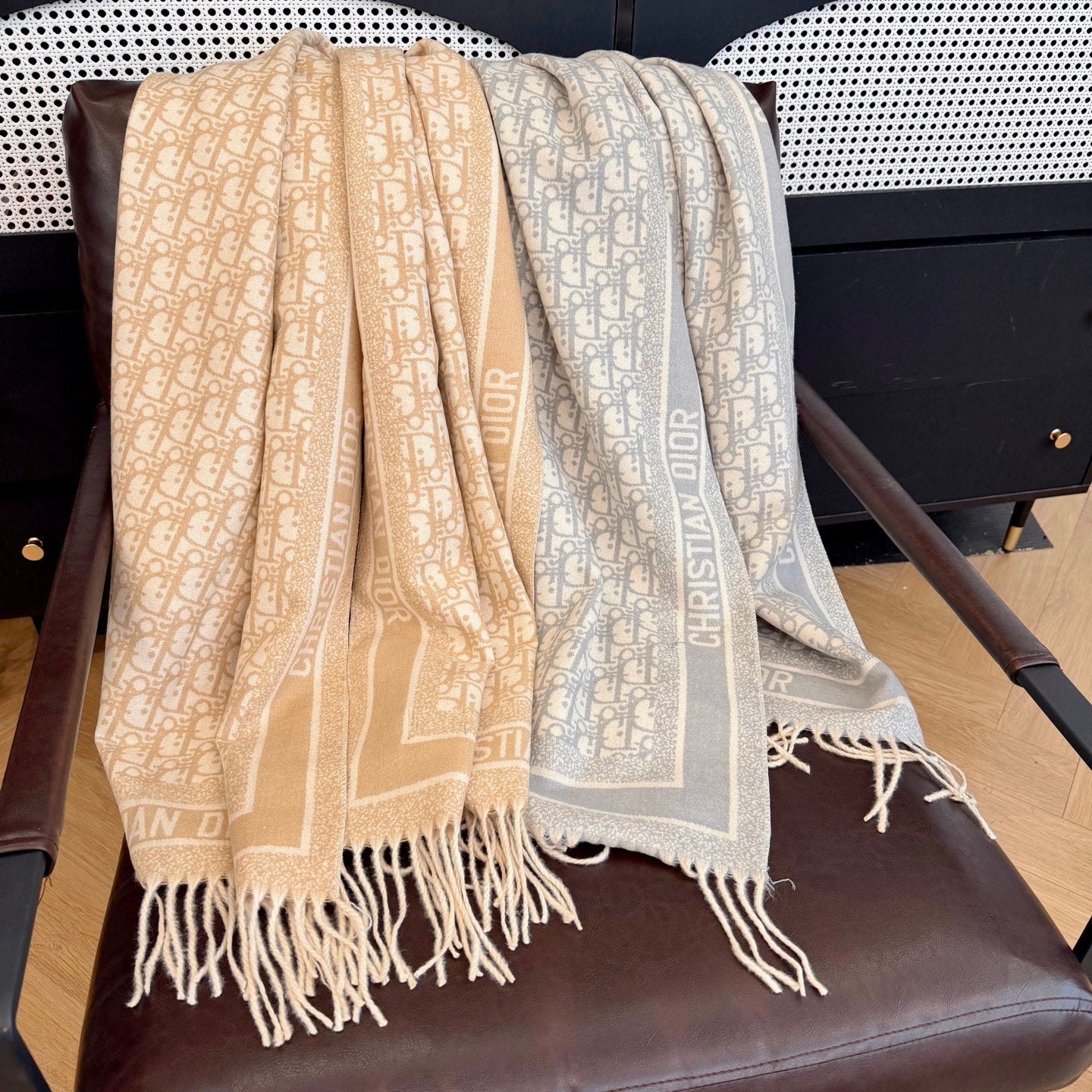 W1R86D52 Popular Winter Scarves