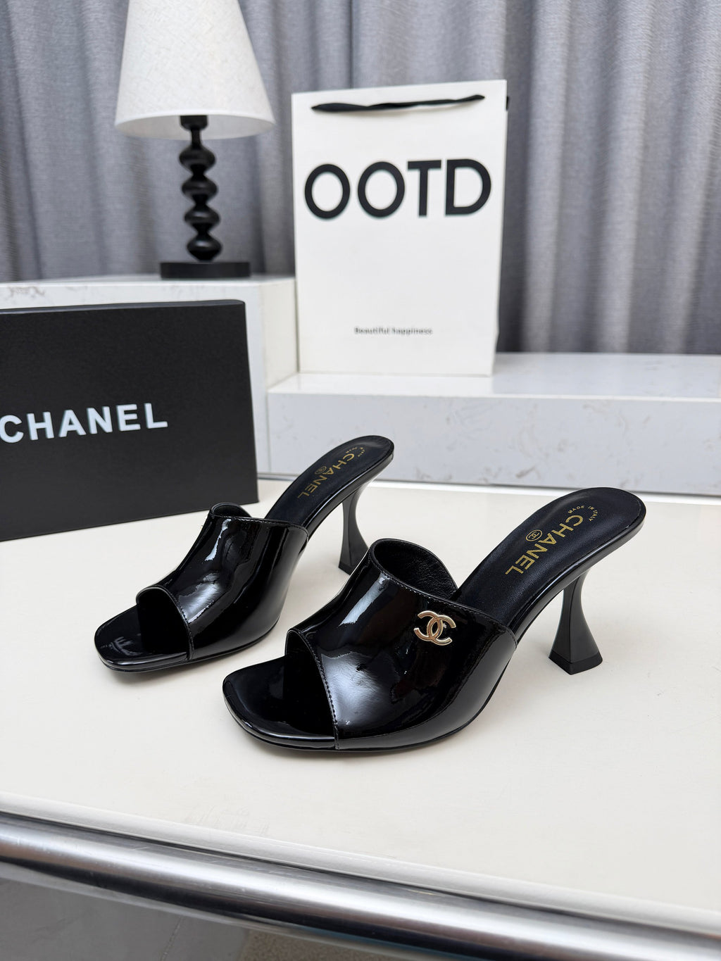 Z2X66C45 Popular leather High heels