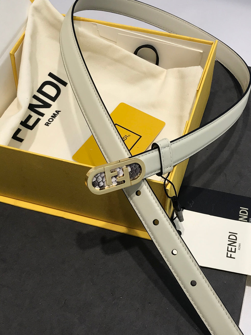 P1Q64F76 Popular  High quality belt With full package