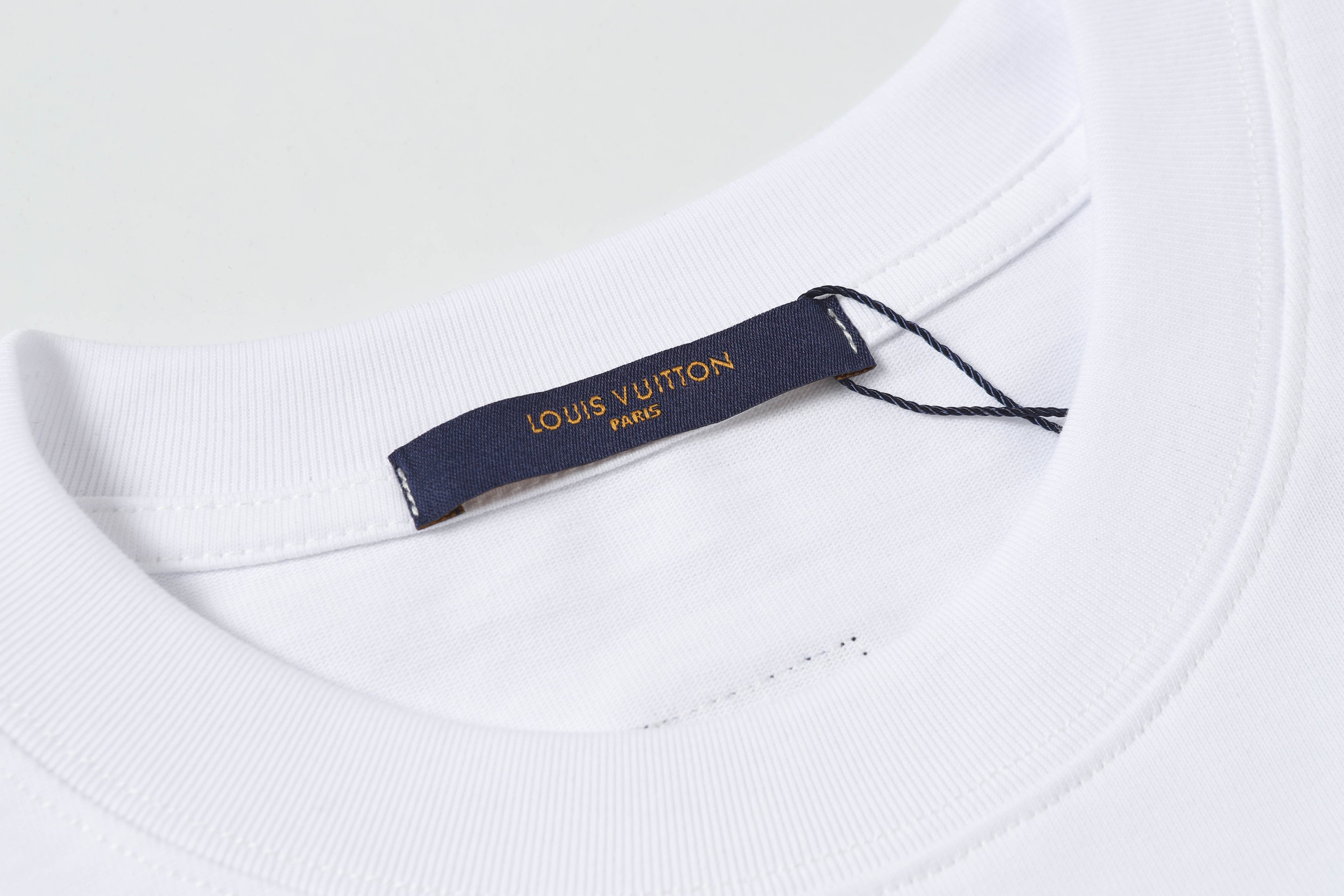 U1R45E151 Popular T-shirt