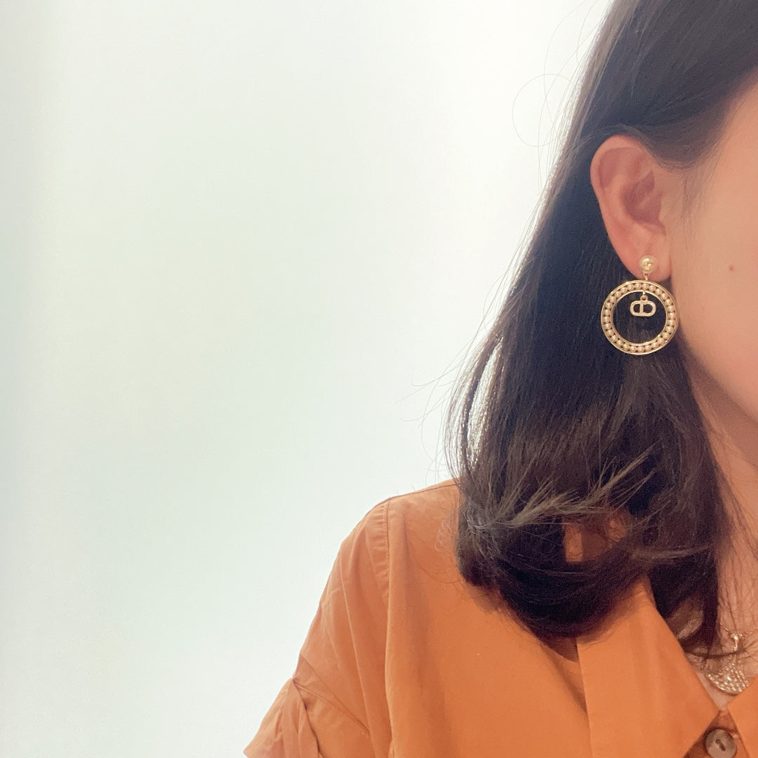 X1Z95D40E Popular Earrings