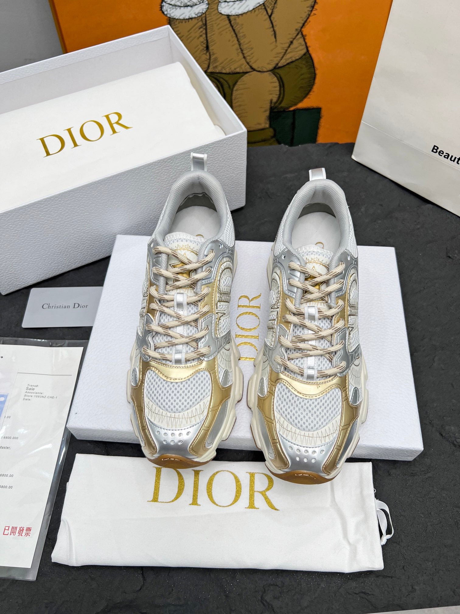 Z2Q105D311 Popular high-quality Shoes