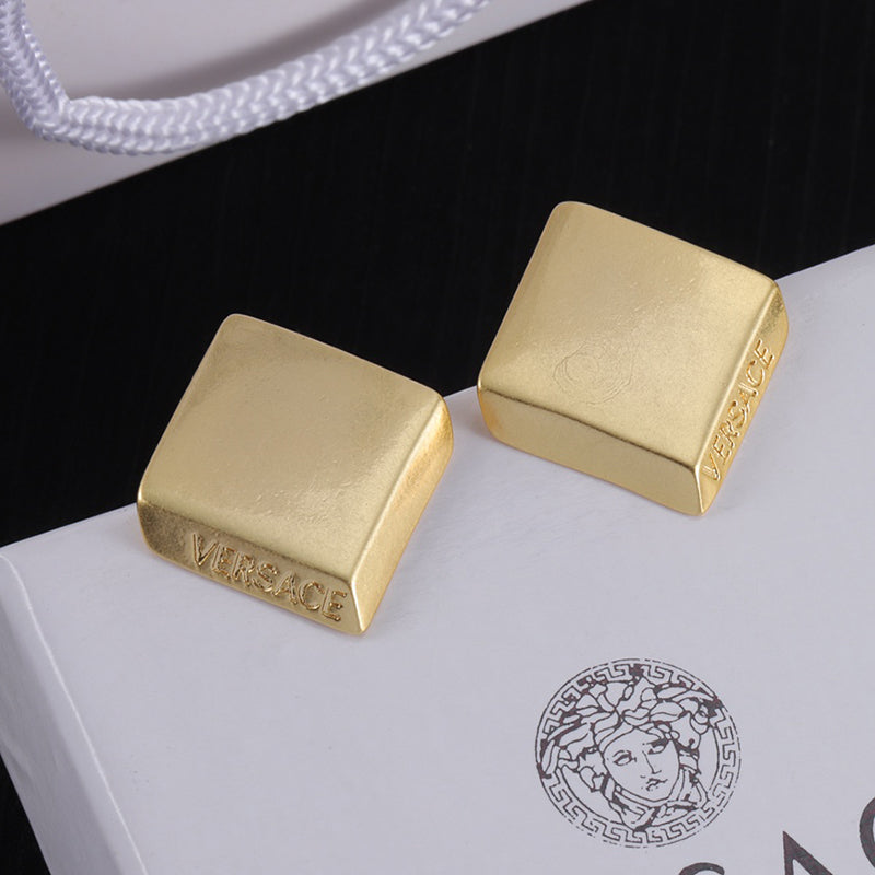 X1Z94V1025E Popular Earrings