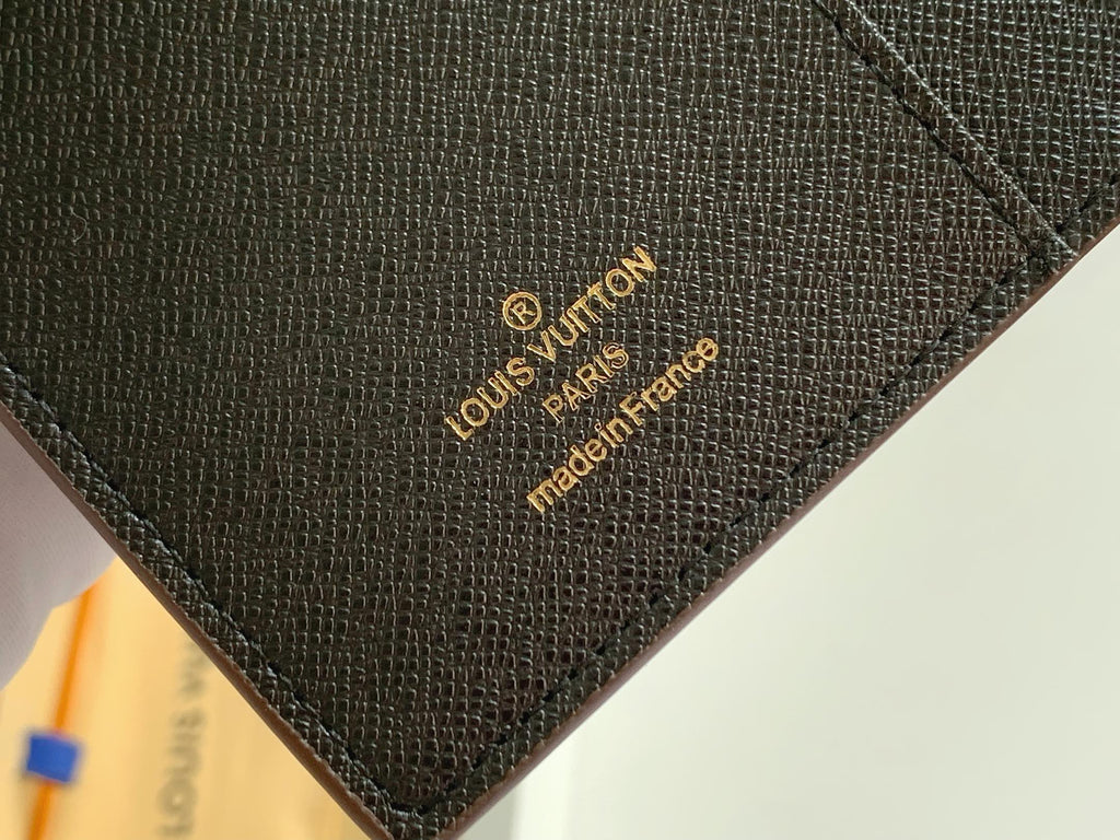 B1X104E73 Popular   leather wallets with package