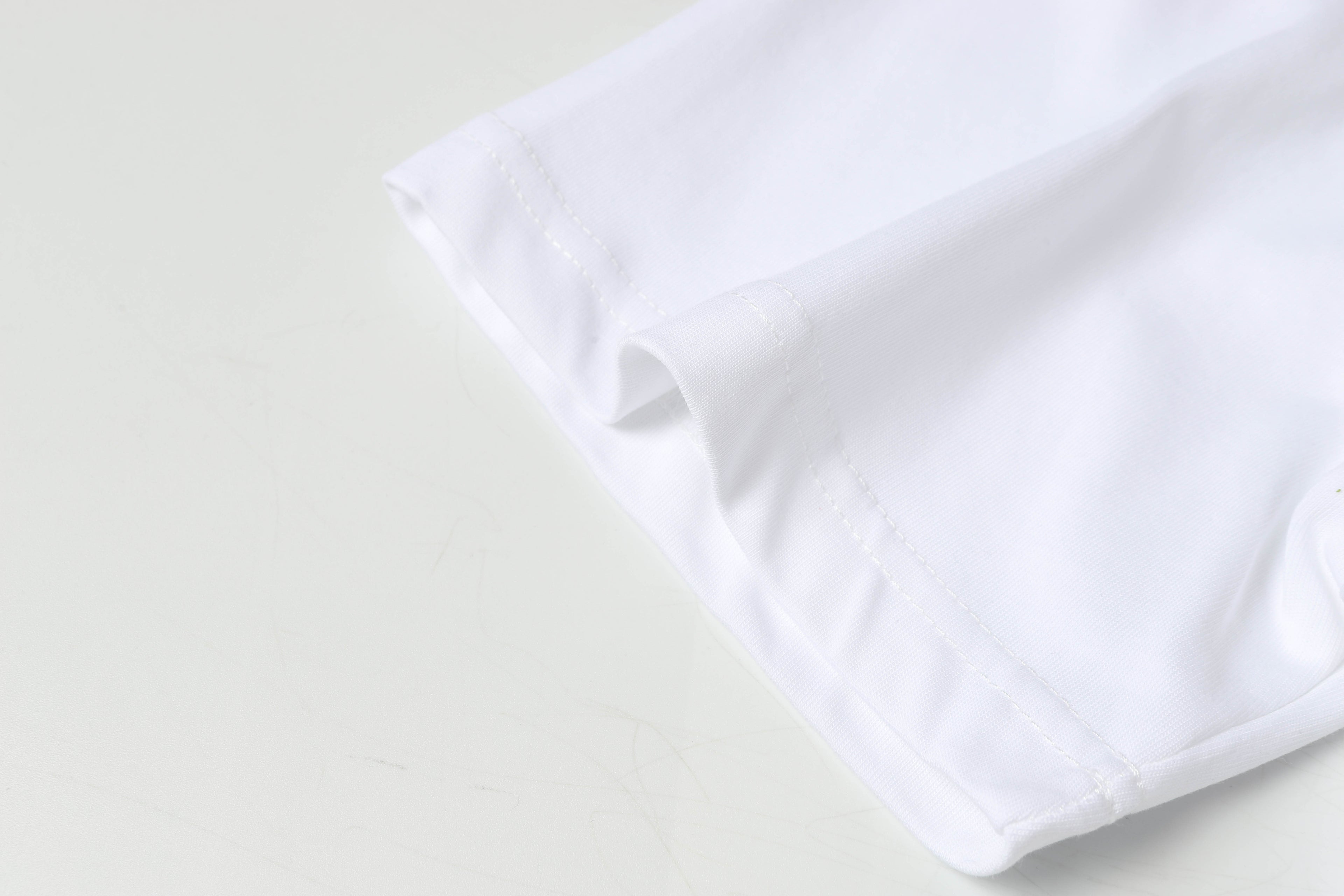 U1R45E143 Popular T-shirt
