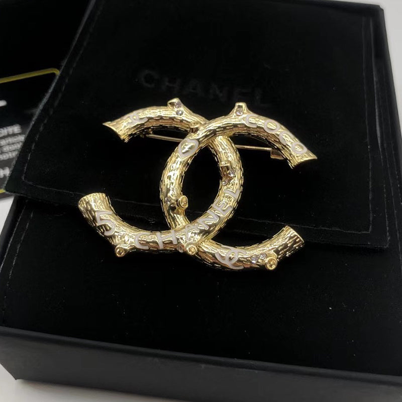 X14C864  Popular Brooch