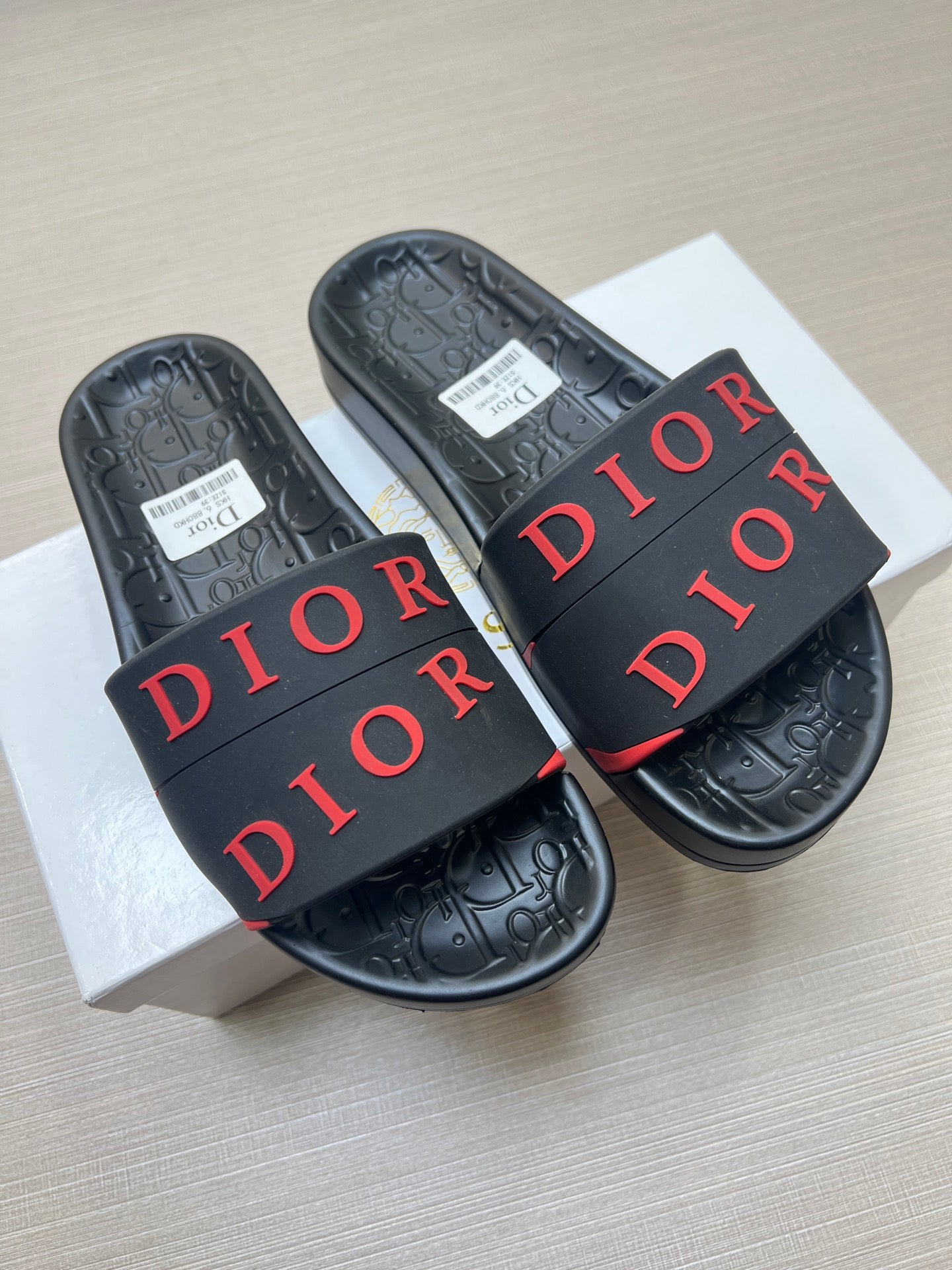 Z5Z35D275 Popular Slippers