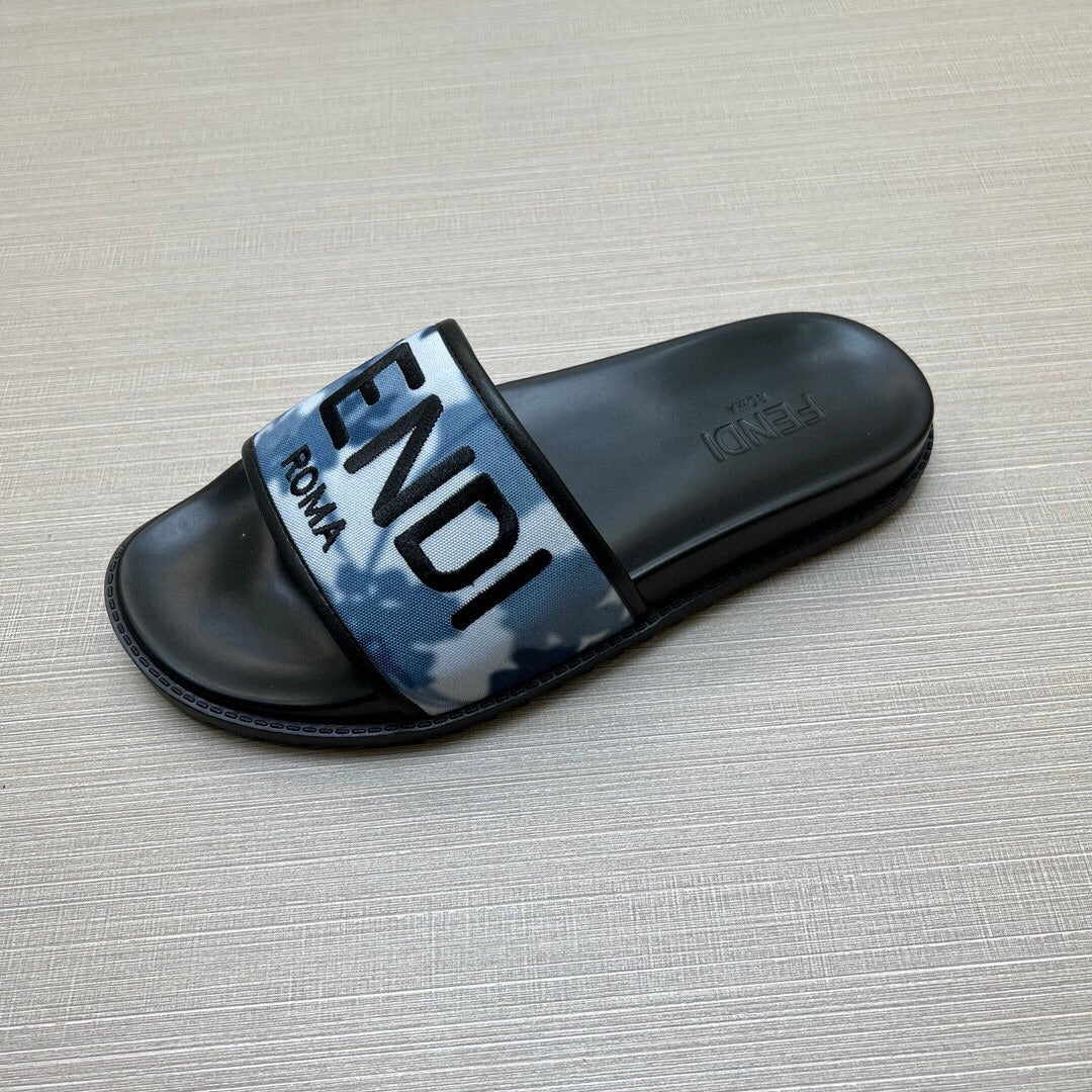 Z5ZF24 Popular slippers