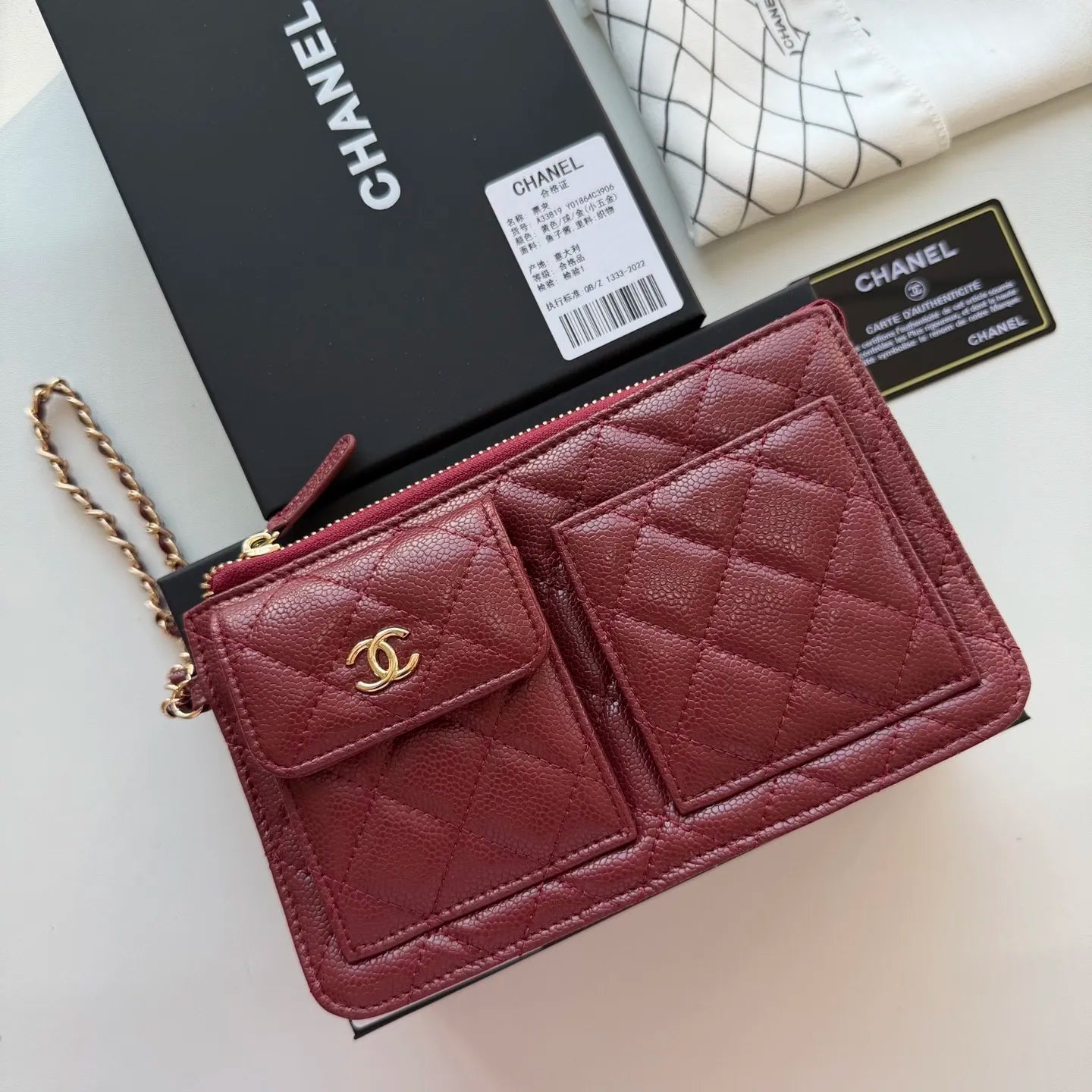 B1P46C22 Popular leather bag