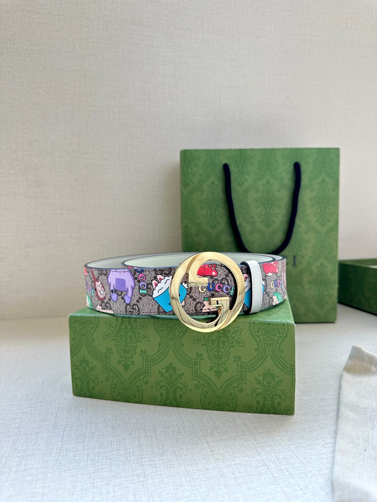 P1R55B208 Popular High quality belt With full package