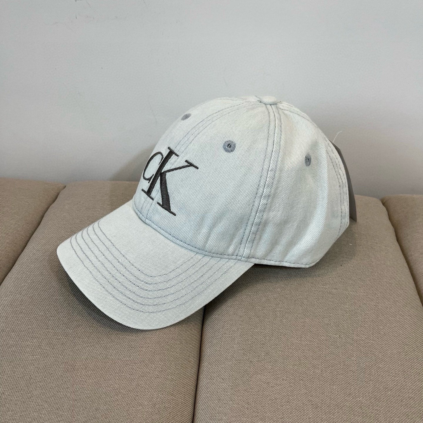 M1Z45A557 Popular  hats