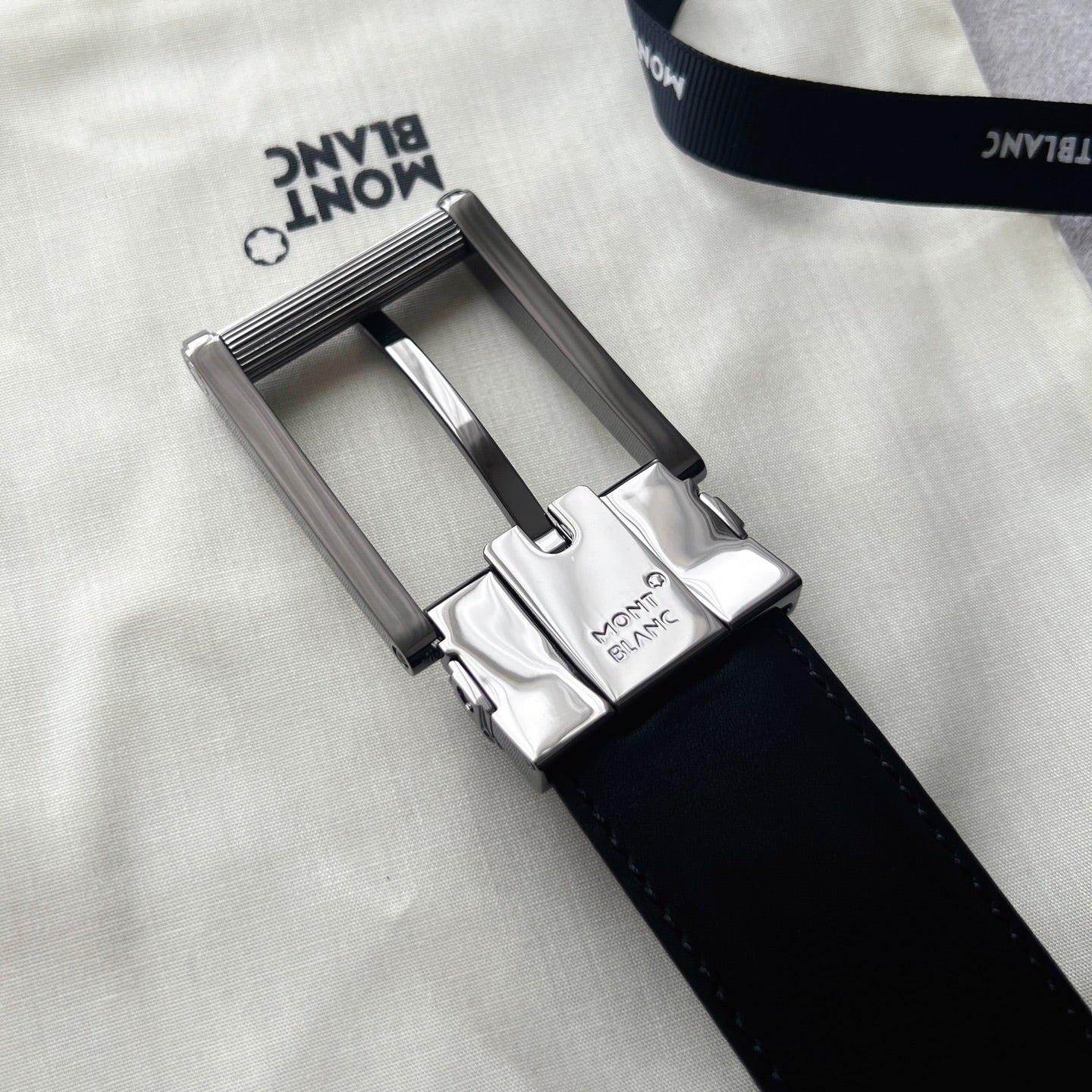 P1Q115A3 Popular High quality belt With full package