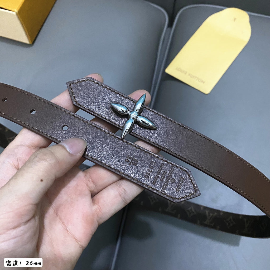P1Q64E51 Popular  High quality belt With full package