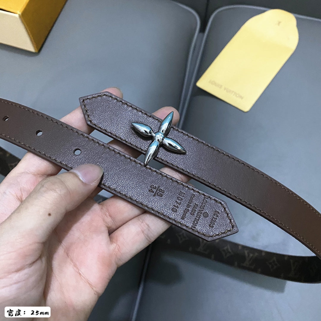 P1Q64E51 Popular  High quality belt With full package