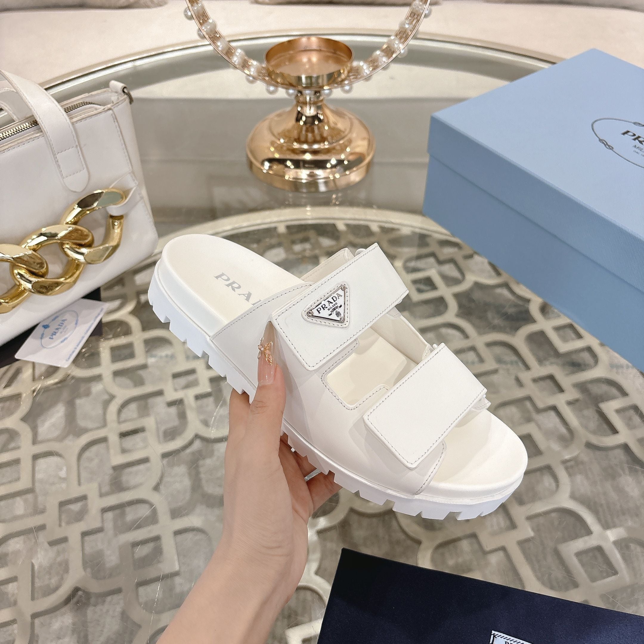Z2P36P37 Popular high-quality leather Shoes