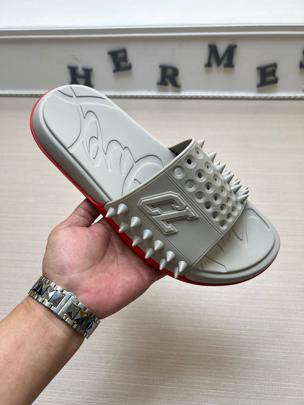 Z5ZA18 Popular slippers