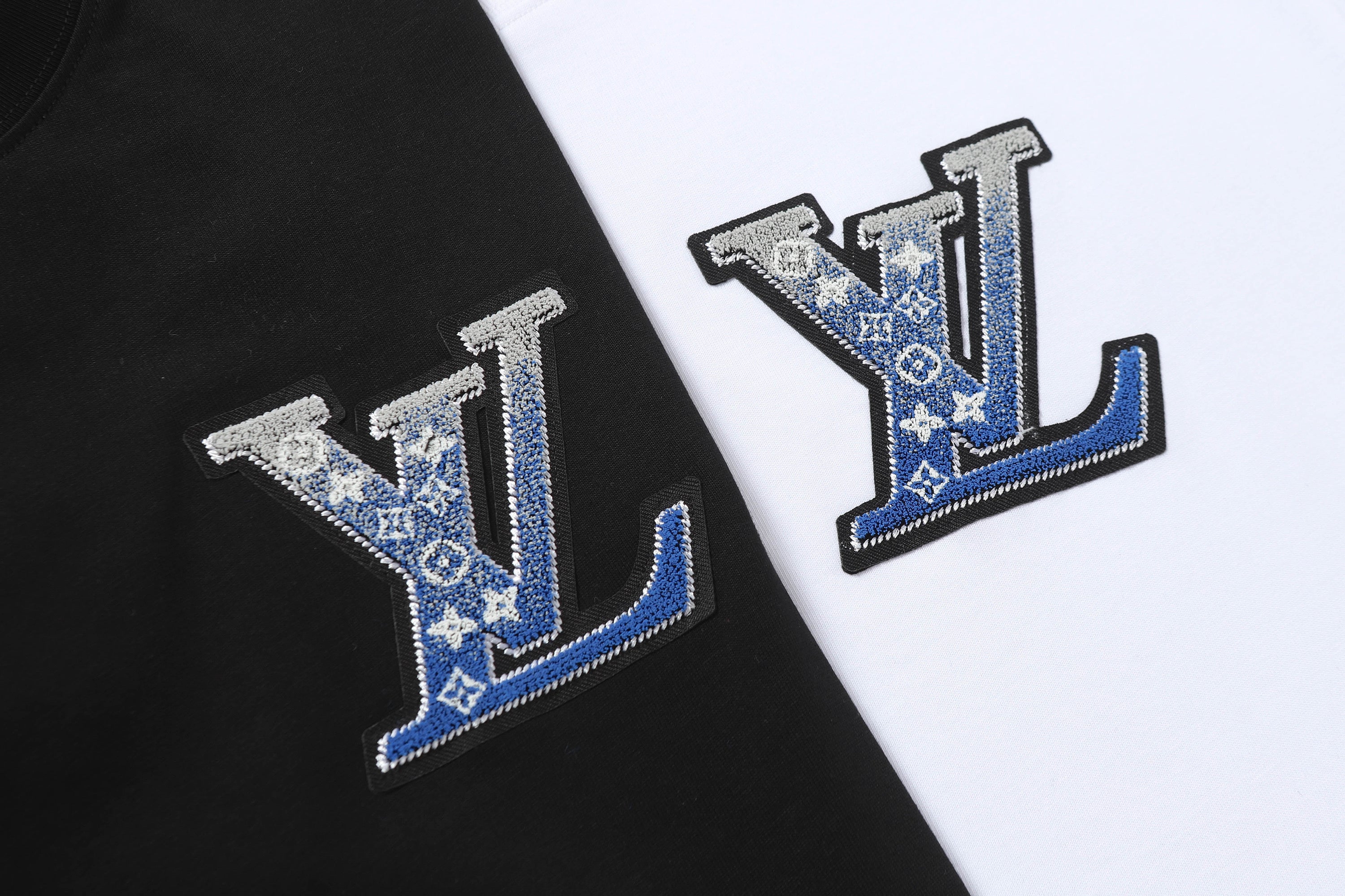 U1R45E166 Popular T-shirt