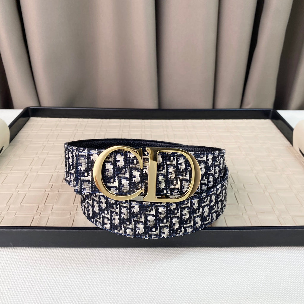 P1Q64D37  Popular    High quality belt With full package