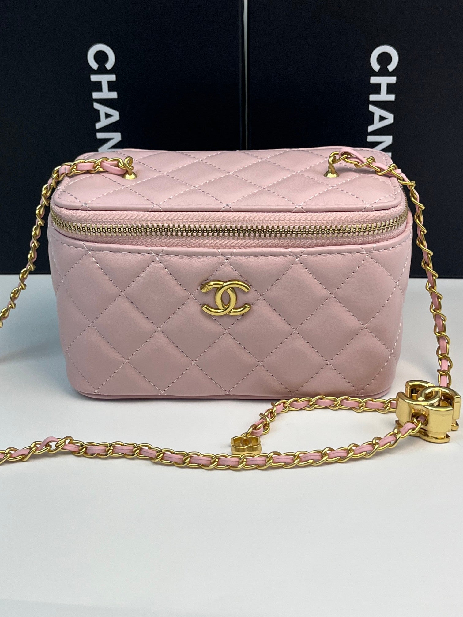 B1P36C83 Popular leather bag