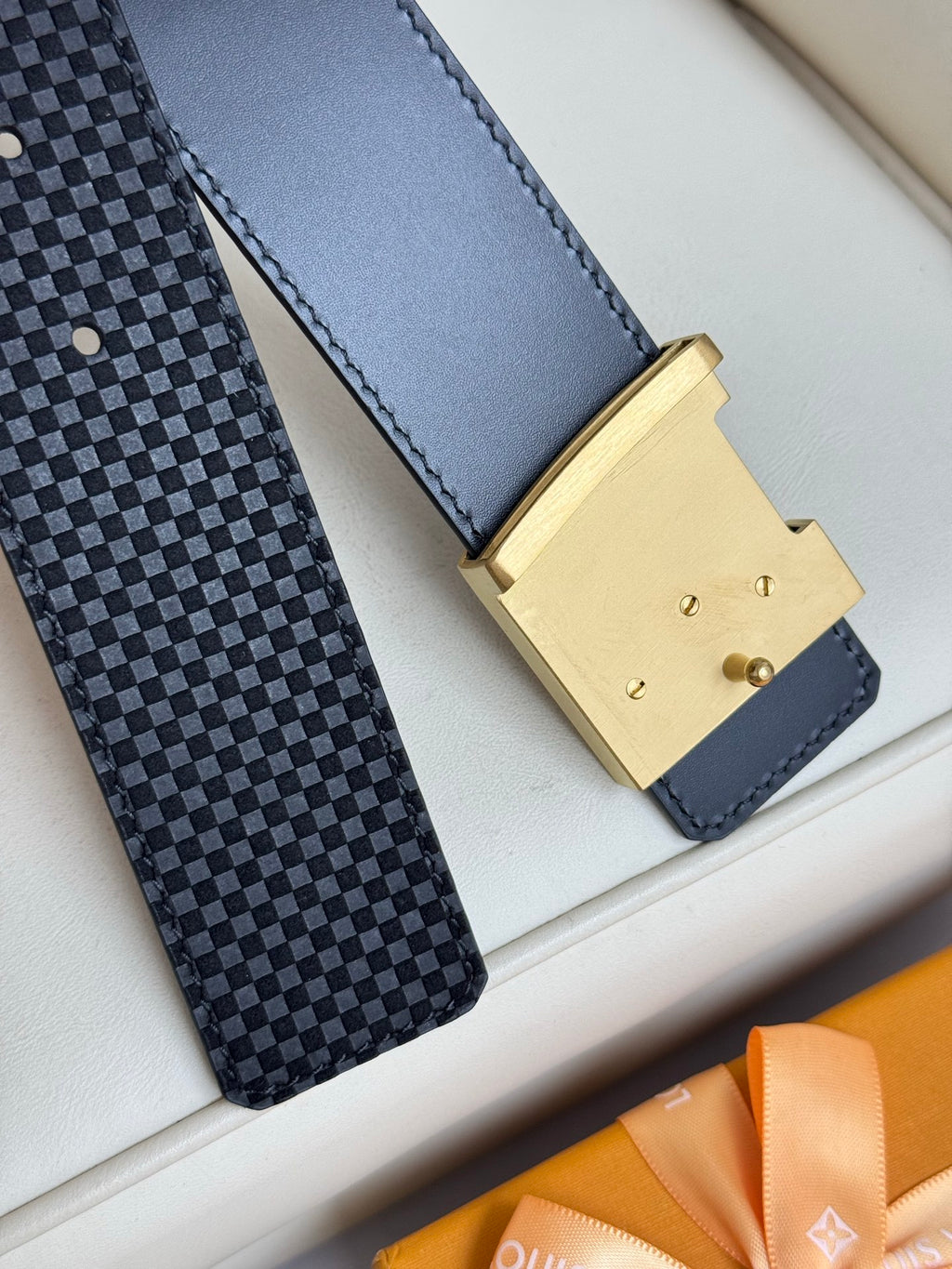 P1Q115E11 Popular High quality belt With full package
