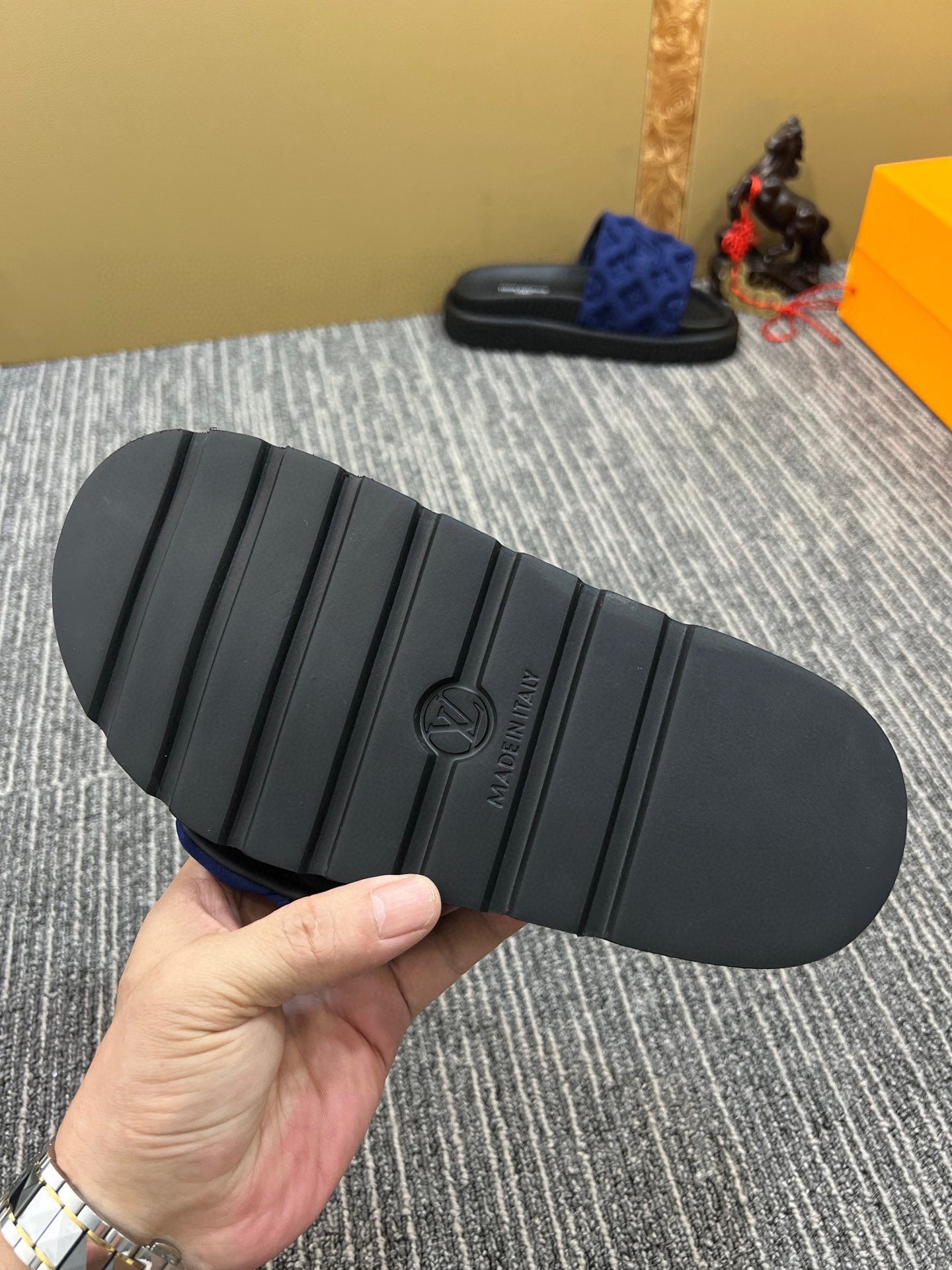 Z5YE116 Popular Slippers
