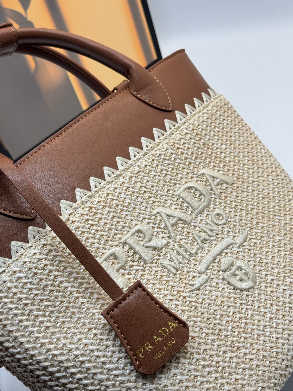 B1N46P11 Popular woven bag