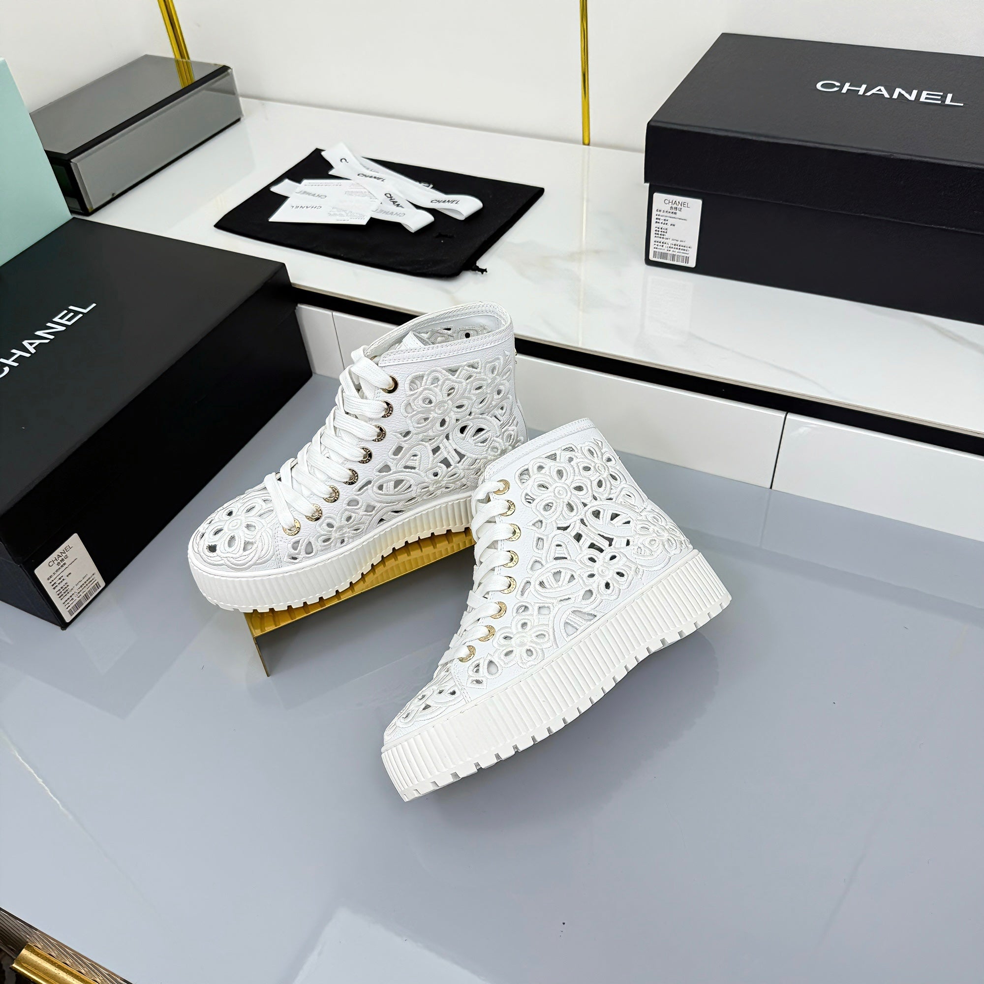 Z2Q95C129 Popular high-quality Shoes