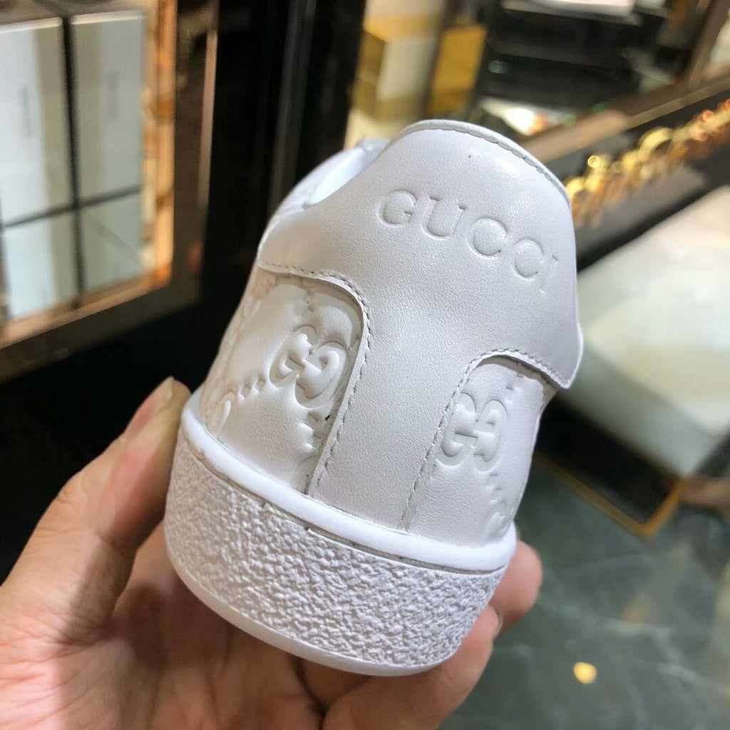 Z2Q105B192 Popular high-quality Shoes