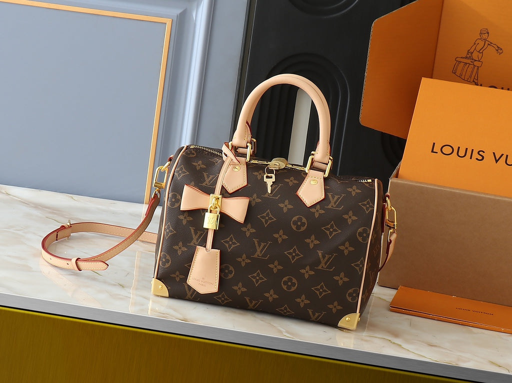 B1W25E87 Popular  leather bag