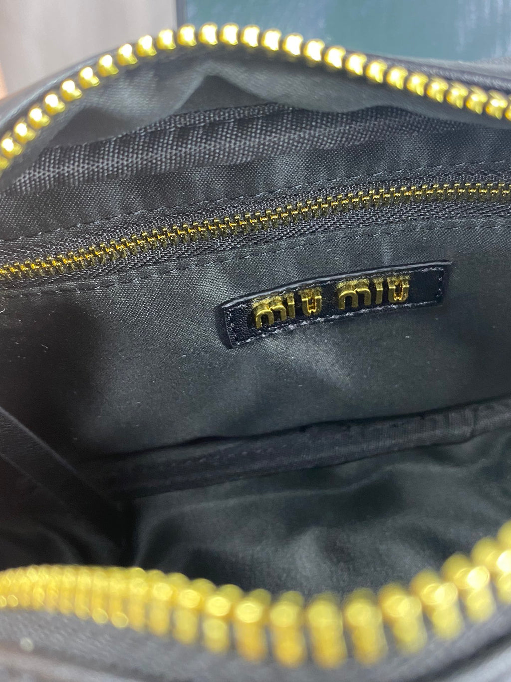 B1P46A150 Popular leather bags