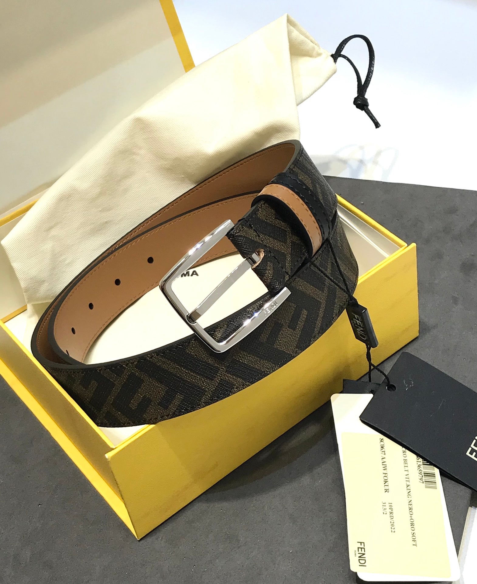 P1Q64F79 Popular   High quality belt With full package