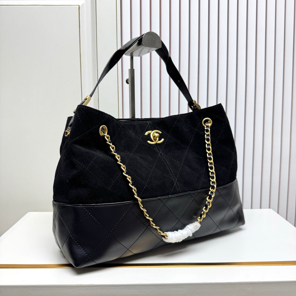 B1P46C17 Popular leather bag