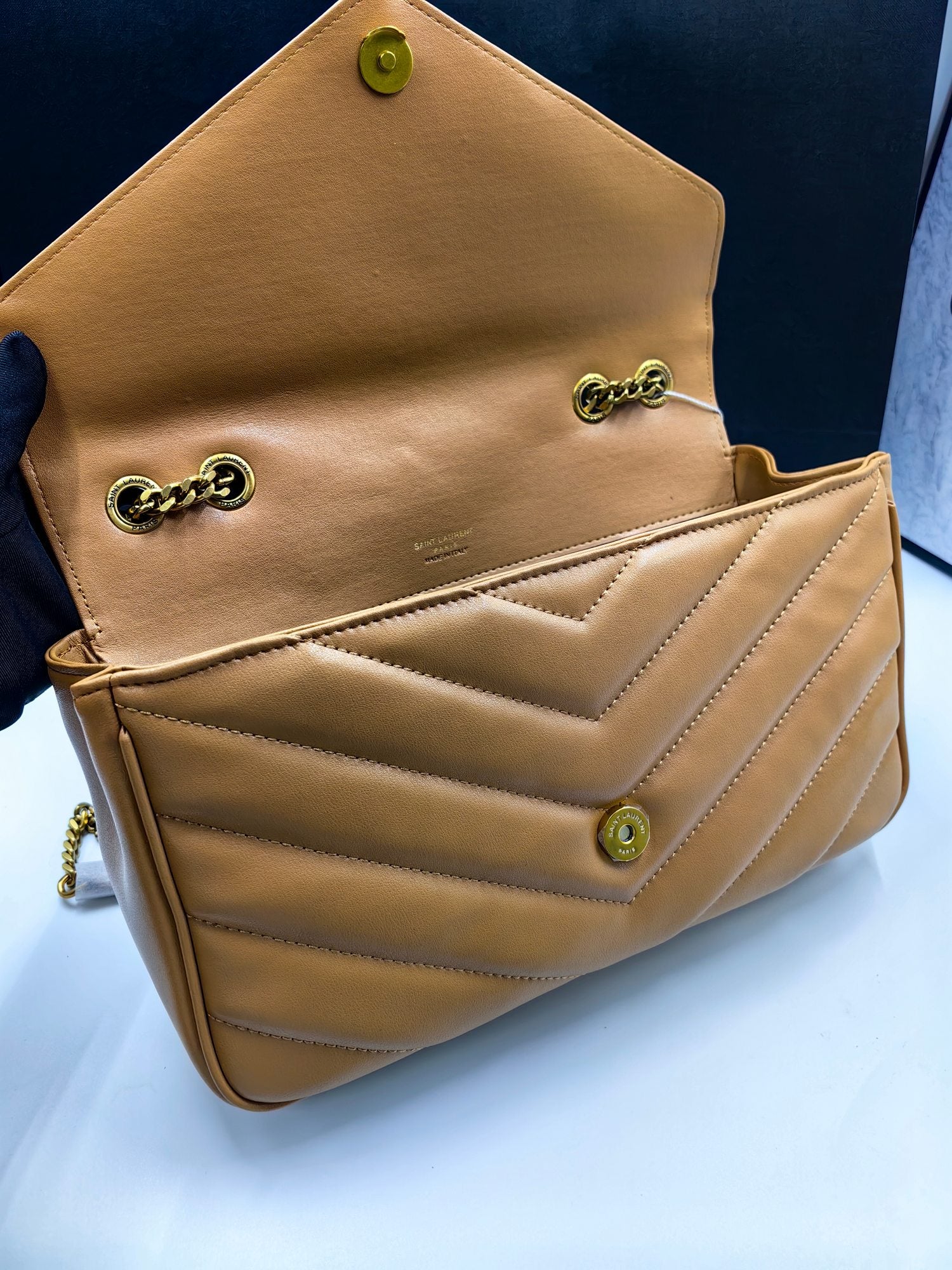 B1N165SL108 Popular leather bag