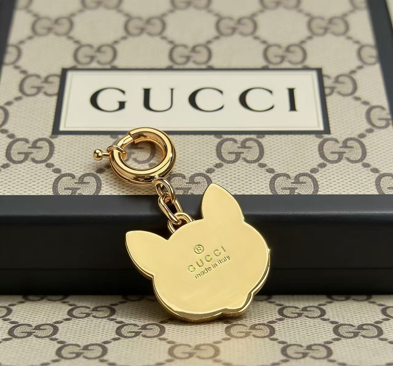 A1R46B49 Popular bag 's charms accessories