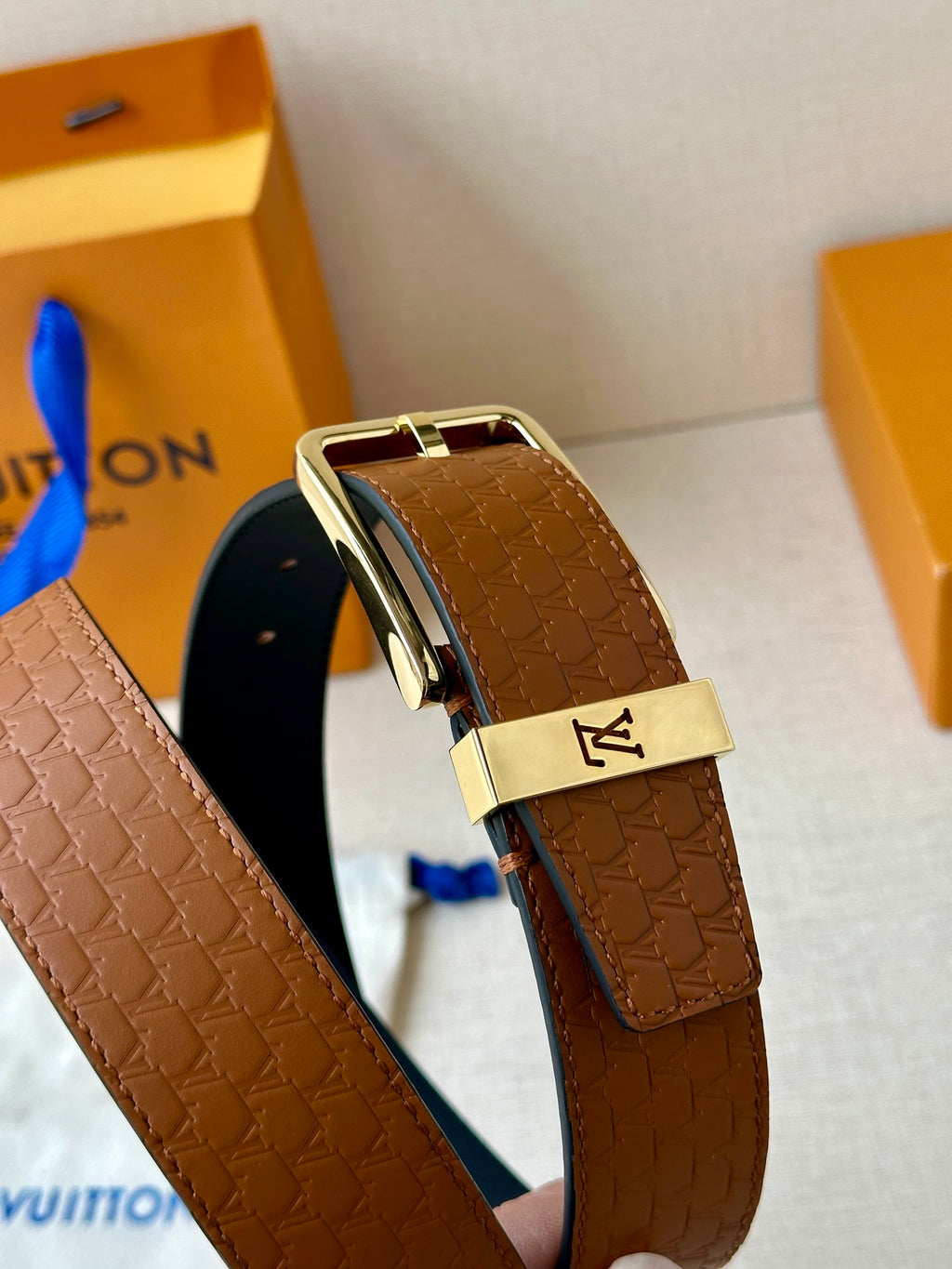 P1R55E222 Popular  High quality belt With full package