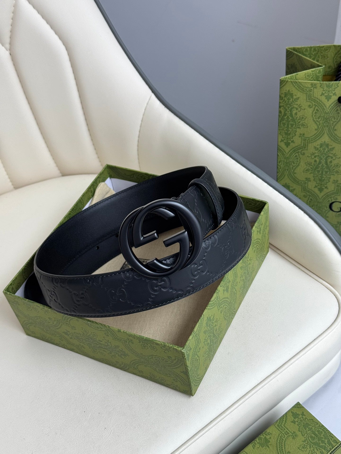 P1R55B241 Popular  High quality belt With full package