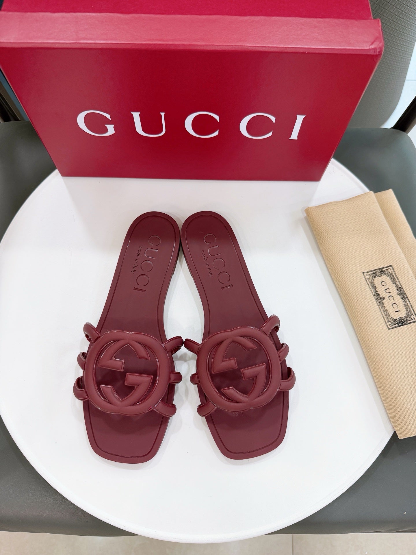 Z2X66B60  Popular high-quality slippers