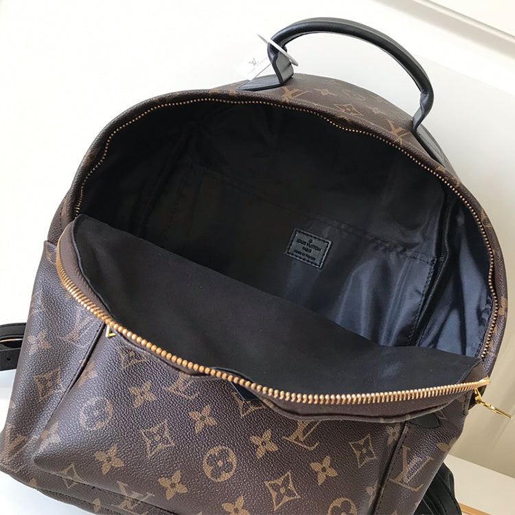 B1P11E70 Popular leather backpacks
