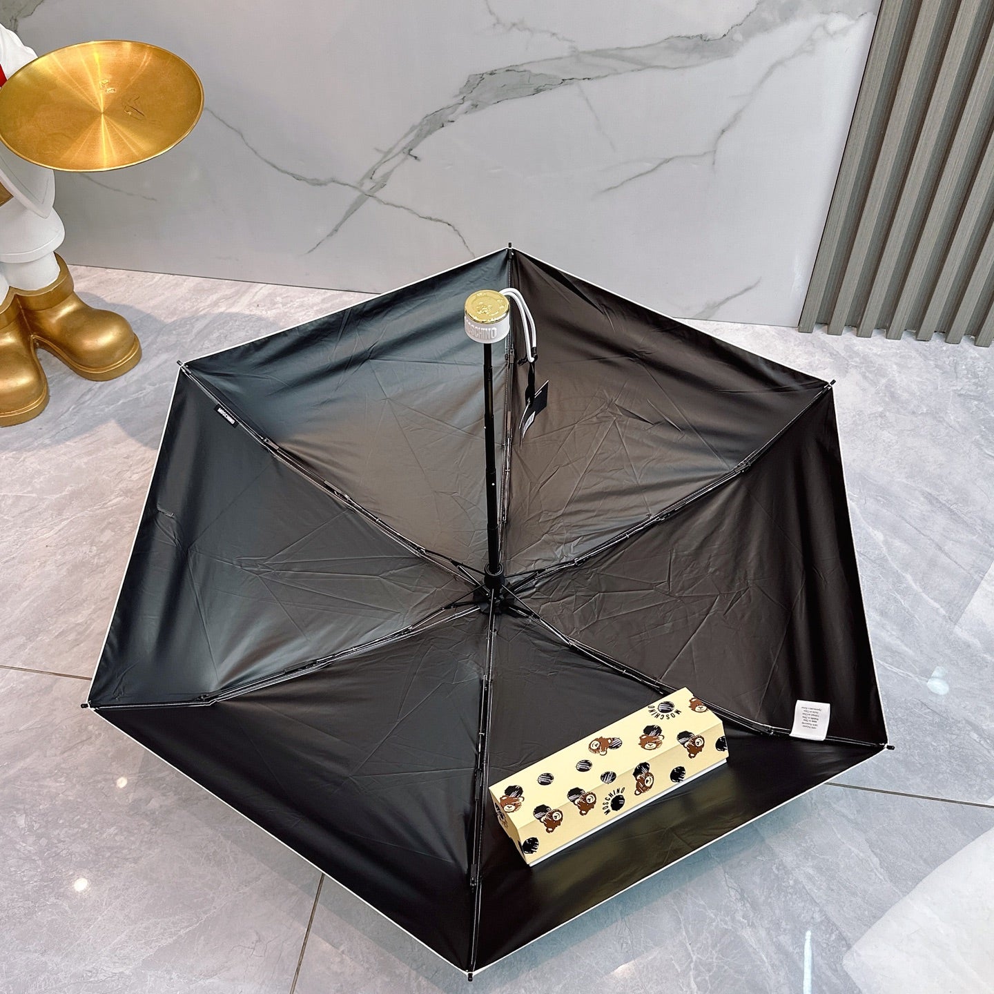J1R85A46 Popular UV resistant umbrella