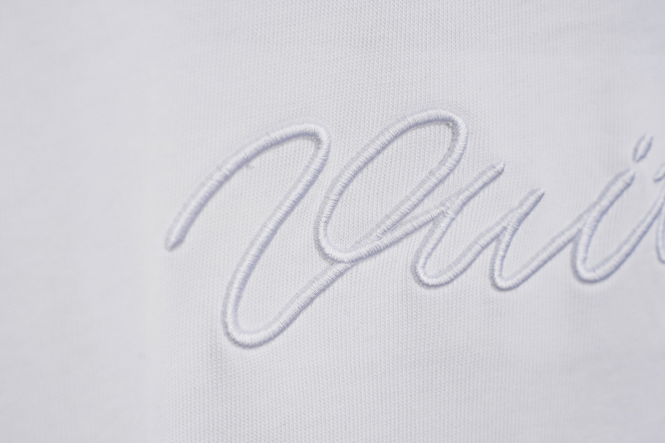 U1R76E19 Popular T-shirts